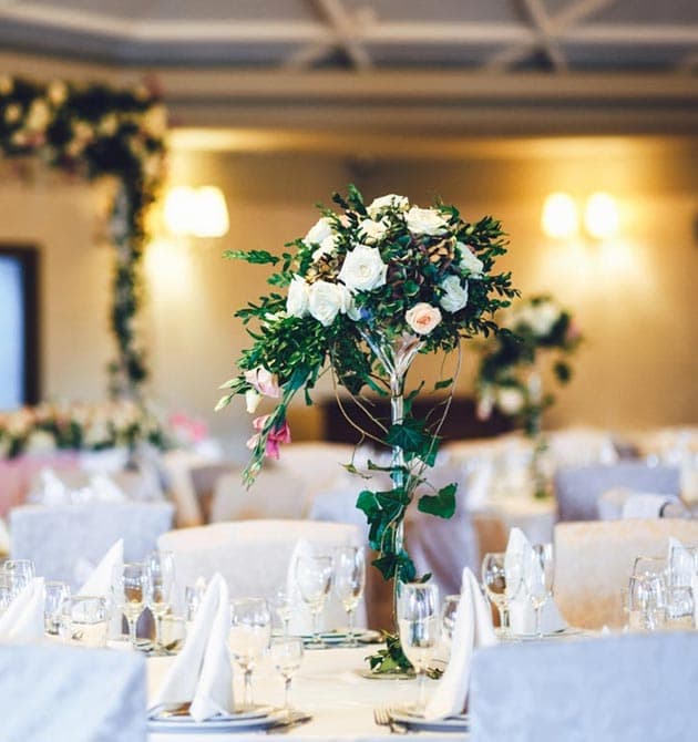 Elegant table setting for private dining and catering